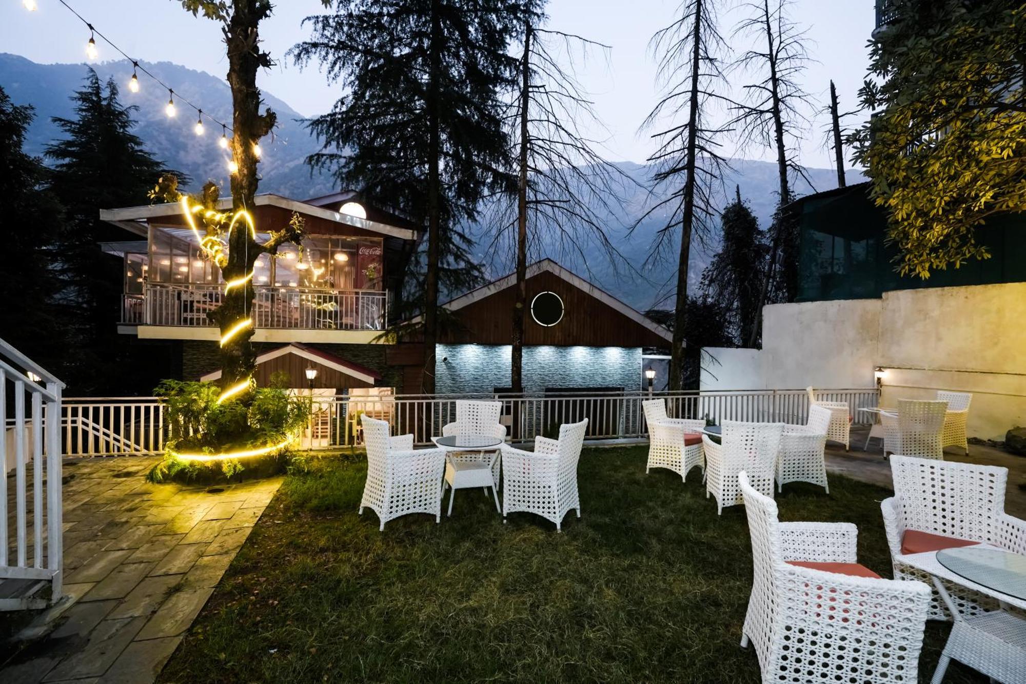The Bunksters Mcleodganj, Dharmkot Hostel МакЛеод Ганж Екстериор снимка