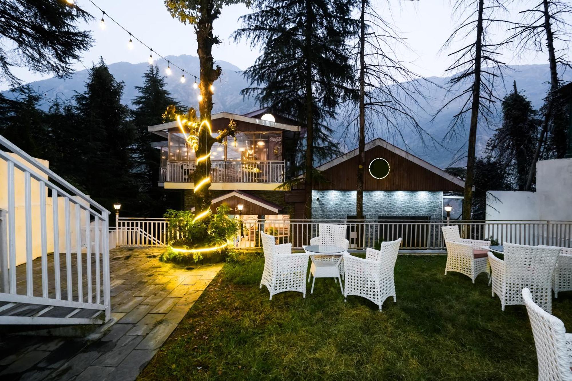 The Bunksters Mcleodganj, Dharmkot Hostel МакЛеод Ганж Екстериор снимка